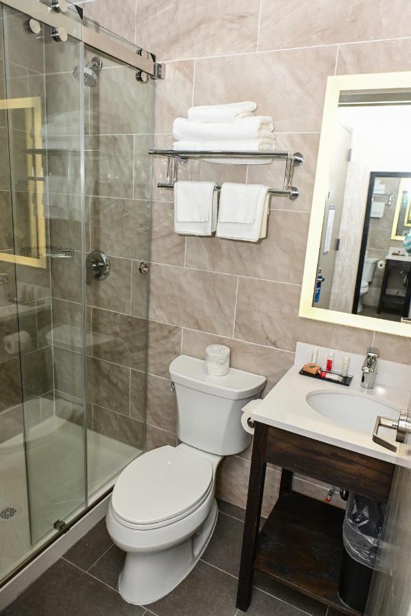 Days Inn By Wyndham Bronx Nyc New York Buitenkant foto