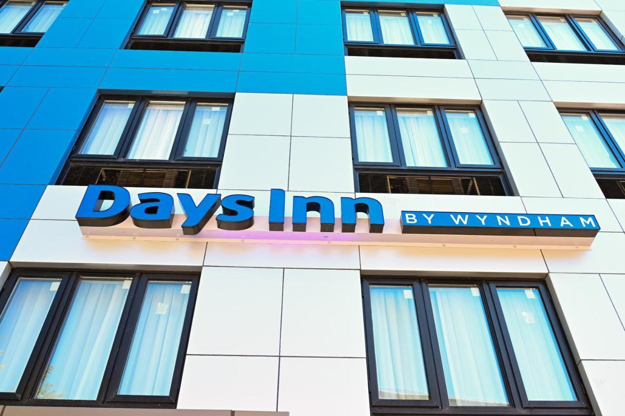 Days Inn By Wyndham Bronx Nyc New York Buitenkant foto